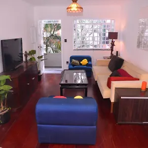 Casa de Férias Residencia Charme & Conforto, Proxima Do Metro Madalena, São Paulo
